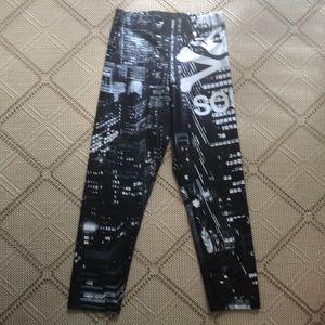 Zara Terez x soulcycle city crop leggings in x-small, EUC